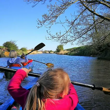 Nordsee Urlaubsparadies アパート ブットヤーディンゲン